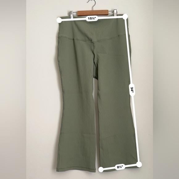 NWOT Athleta Elation Rib Crop Flare Size Plus 1X Eucalyptus Olive Leggings Pants - Picture 9 of 10